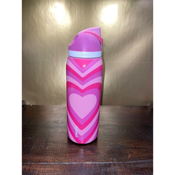 Owala Stainless Steel Water Bottle Heart Design 24 oz Pink Reusable - Picture 1 of 9